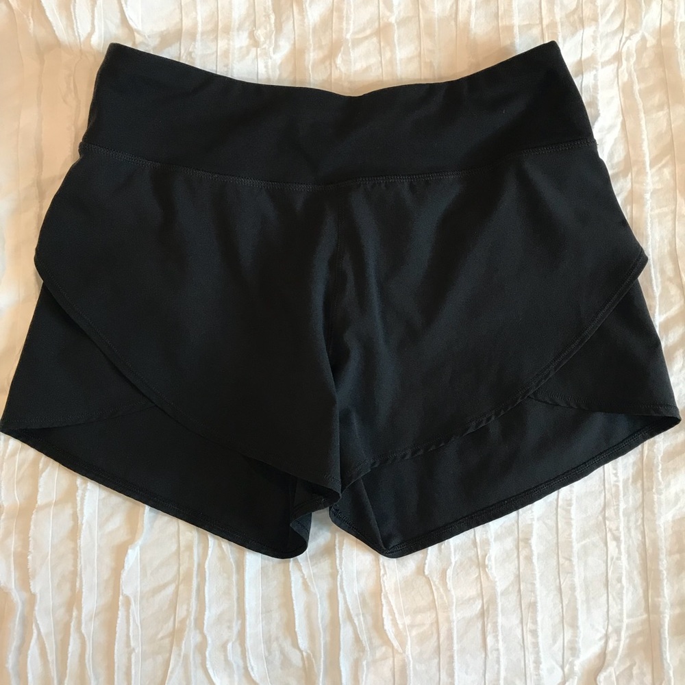 Calia by Carrie Underwood running shorts